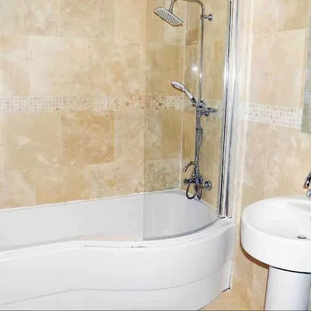 2 Bedrooms, 2 Bathrooms Stunning Penthouse View Appartement Bradford (West Yorkshire)